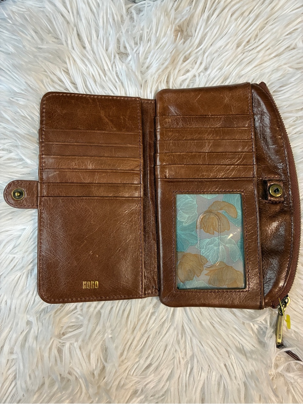 HOBO International Leather Wallet Clutch 🤎 - Picture 5 of 11